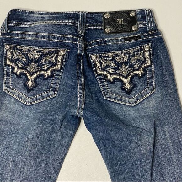 Miss Me | Cuffed Denim Capri’s - Picture 1 of 9